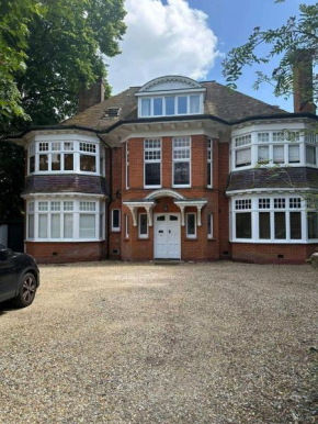 Luxury Family Home central Bournemouth sleeps 6